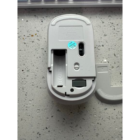 Wireless Keyboard and Mouse, J JOYACCESS USB Slim Wireless Keyboard - Picture 2 of 4